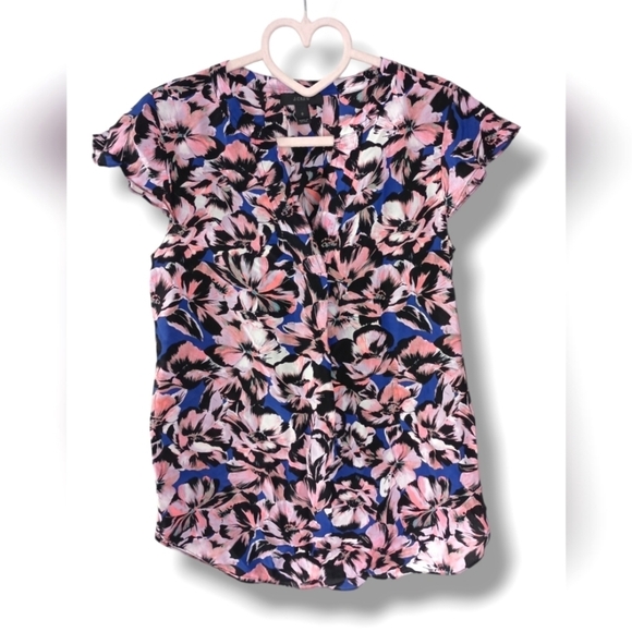 J. Crew 100% Silk Flutter Sleeve Hibiscus Top - Picture 3 of 6